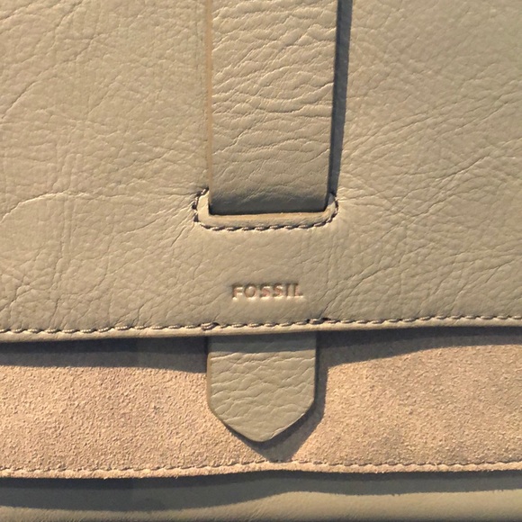 NWOT. Fossil Crossbody Blue - Picture 3 of 9